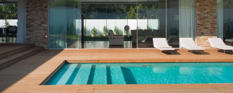 Construa sua piscina a tempo para o verão!